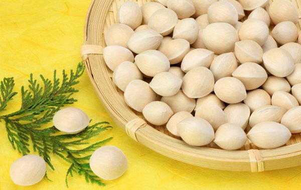 bach-qua-loai-cay-linh-thieng-toi-cho-tri-nao.jpg-1-2